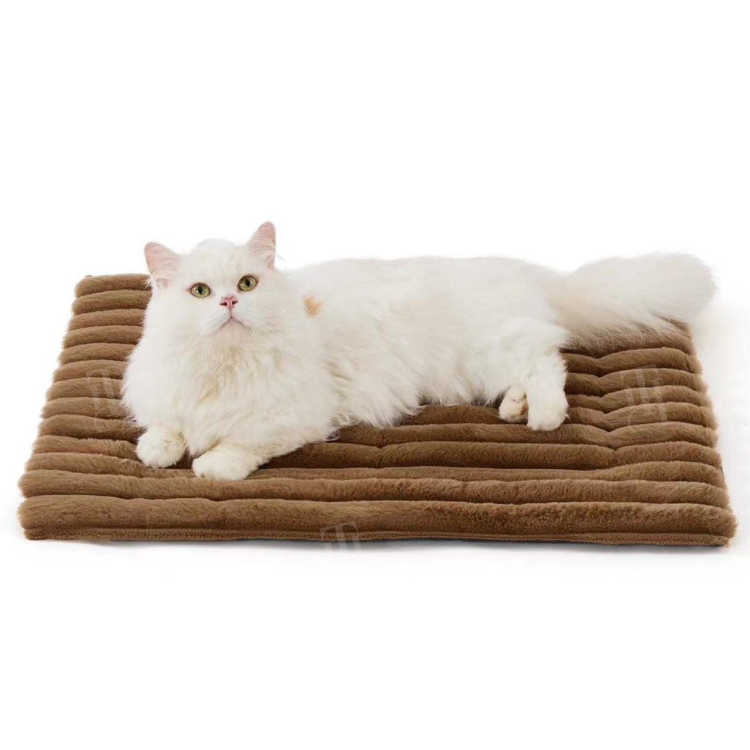 Warmth Without the Worry | Self-Warming Pet Mat